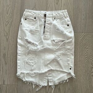 One x one teaspoon Jean skirt size 23